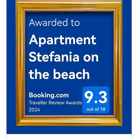 Apartment Stefania On The Beach Koromačno エクステリア 写真