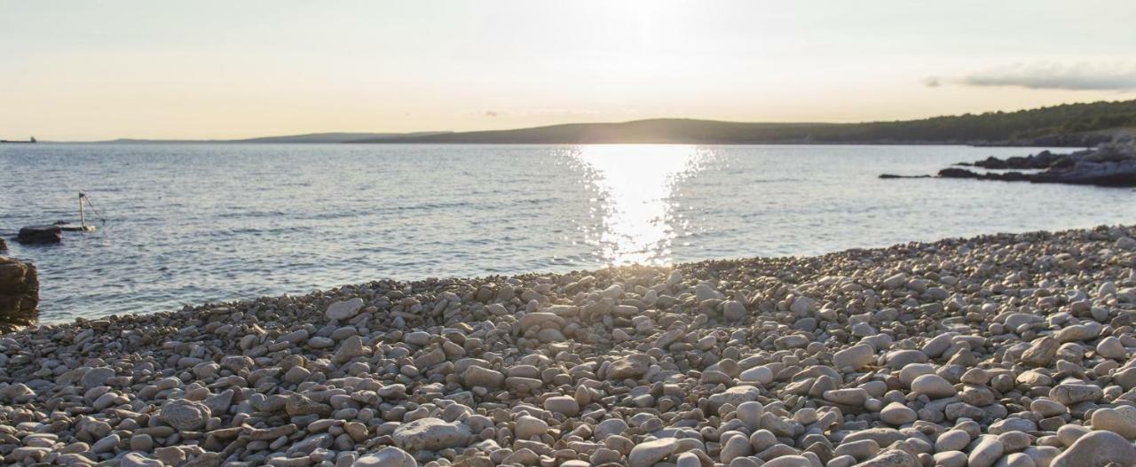 Apartment Stefania On The Beach Koromačno エクステリア 写真